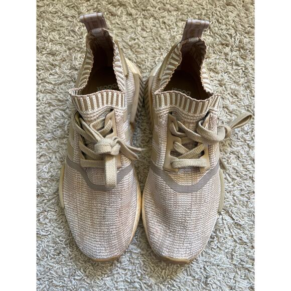 Adidas NMD R1 Primeknit Khaki Size 7 US Men’s - Picture 2 of 4